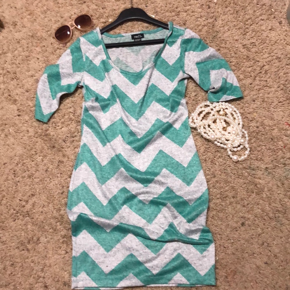 Rue21 midi, mint and grey chevron dress. size M